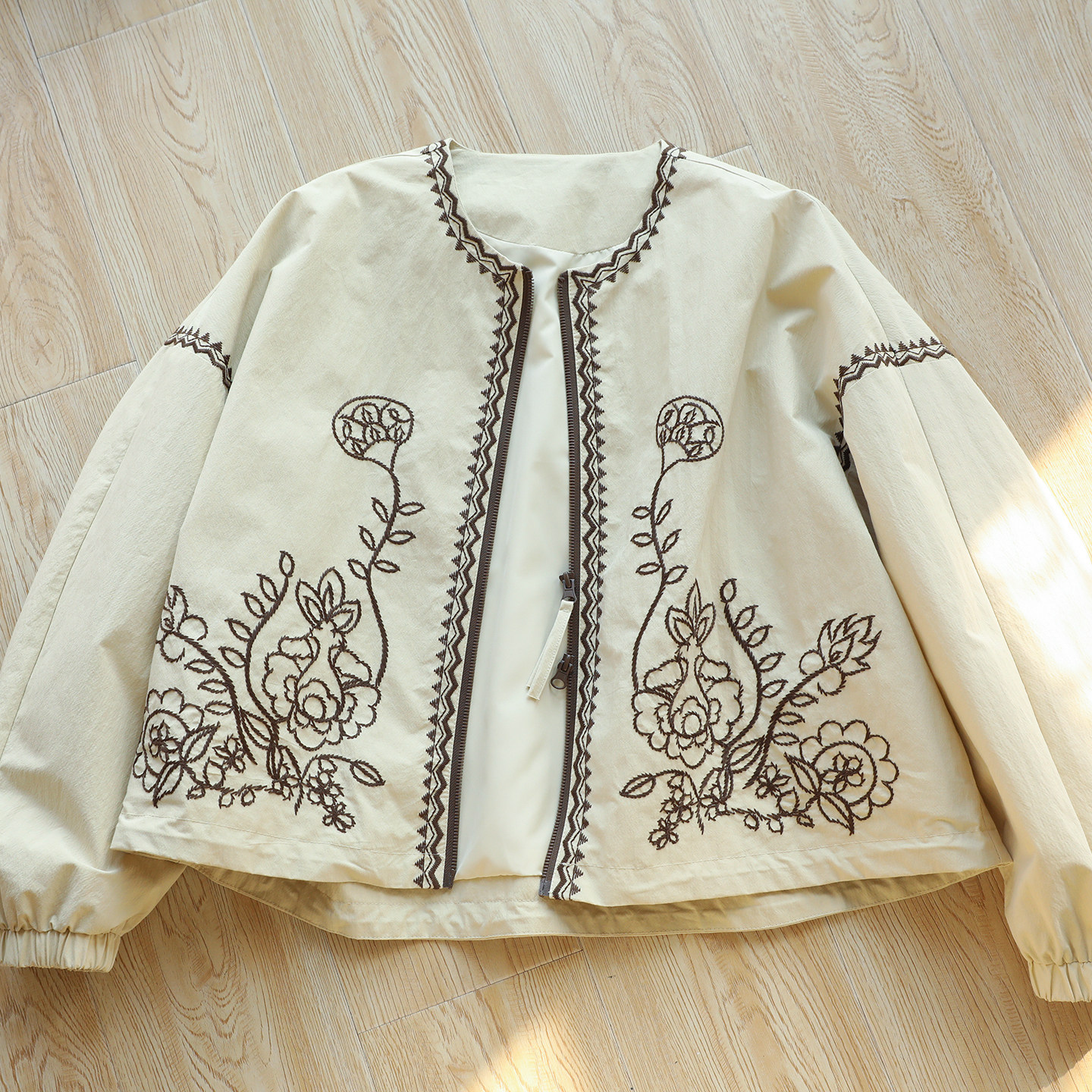 26早春 波西米亚风 度假休闲 重工刺绣长袖圆领外套女新款