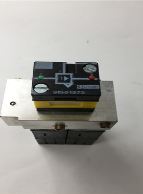 CROUZET双手启动型气动继动器81580202+81501025成色新