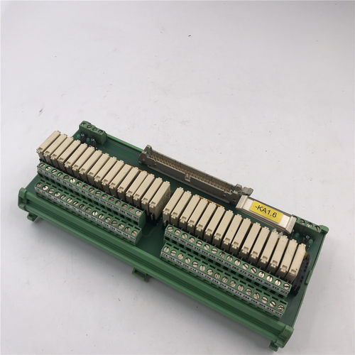 菲尼克斯MK-32 RM/MR-G24/1/PLC 2979472 继电器模块实拍
