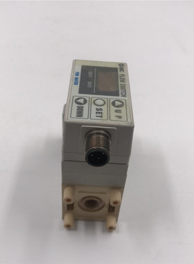 SMC流量开关PF2W704T-03-27  实拍