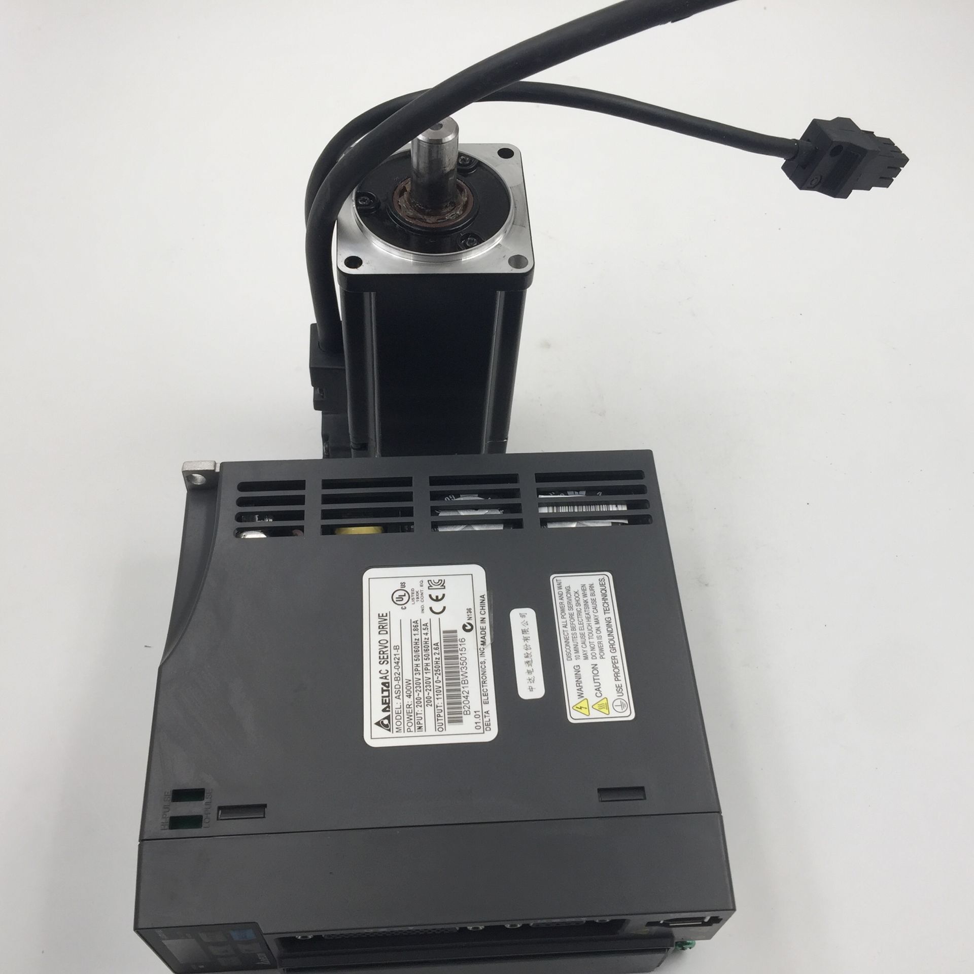 95成新台达B2系统400W伺服ASD-B2-0421-B+ECMA-C20604RS成色如图