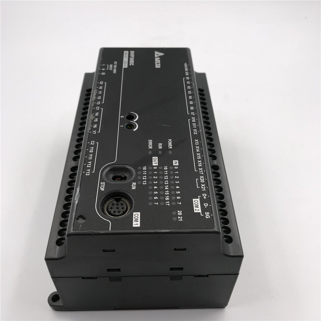 台达PLC EC3系列 DVP30EC00R3 实拍