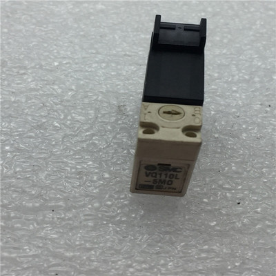 SMC电磁阀VQ110-5MO/10-VQ110-5MO/VQ110U-5LO-U DC24V 包好现货