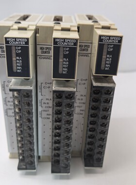 松下AFP3720 PLC模块 32点晶体管输出 高速响应 原装正品