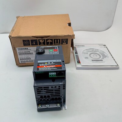 TOSHIBAVFS15-2002PM变频器