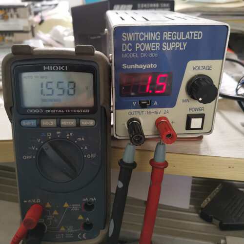 sunhayato直流安定化可变电源DK-806 1.5-15V 2A调压电源 实物图