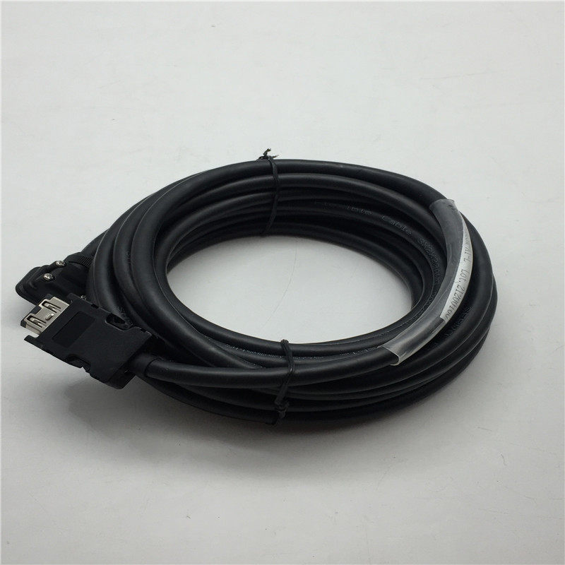 三菱伺服编码器连接线MR-J3ENCBL5M-A1-L 未使用 现货 无包装