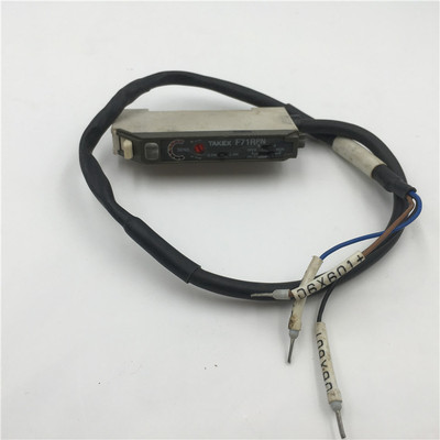 TAKEX竹中光纤放大器F71RPN实物图 包好