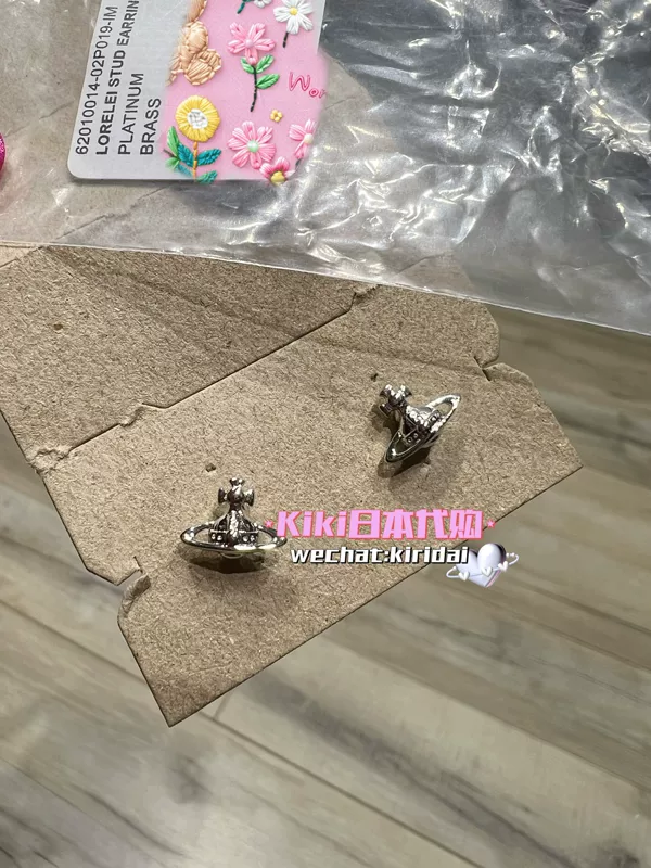 Япония покупкаVivienne Westwood Queen Mother West Simple Saturn Earrings Men's Lorelei