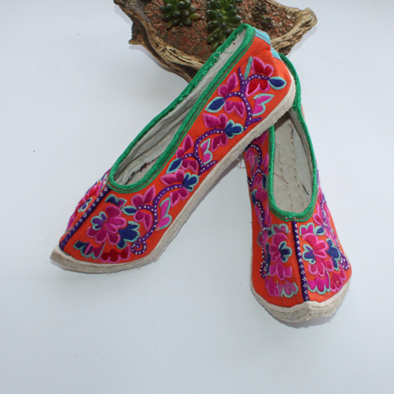 破线绣纯手工绣花鞋翘头35码和36码千层底民族风布底水族鞋满就送