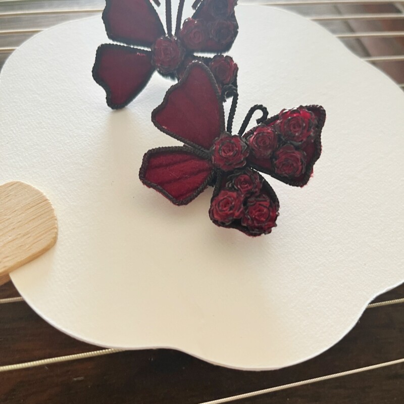 手作红色花朵蝴蝶胸针戒指
