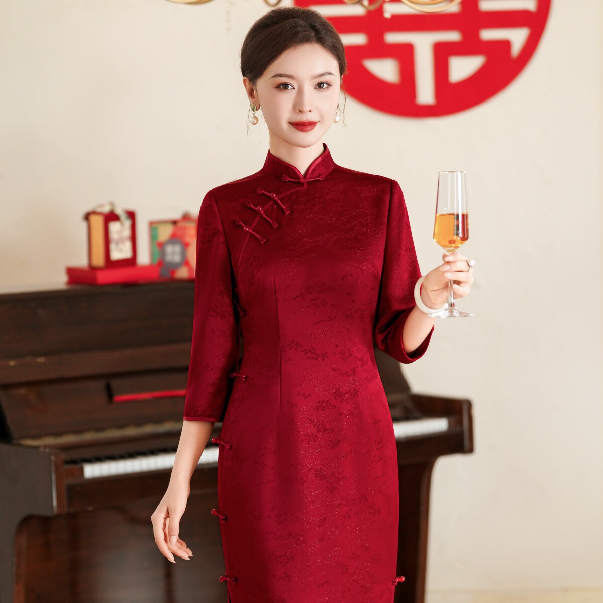 26年新款醋酸面料婚宴婚礼妈妈装气质优雅新中式喜婆婆旗袍端庄