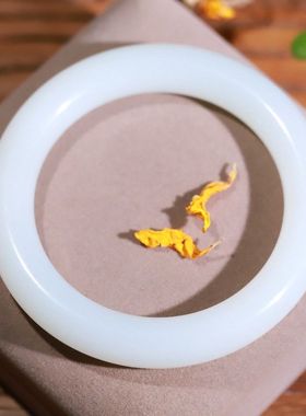 玉石仿和田色羊脂白中粗圆条手镯轻奢气质青海料玉髓手镯妈妈胖手