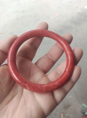 新款鸡血红玉石圆条手镯鸡血玉手环女款本命年戈壁玉镯子时尚简约