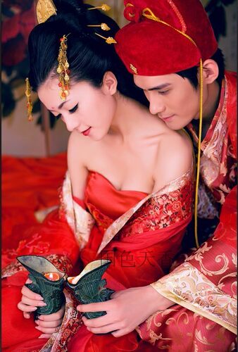 盘子女人坊中式婚礼汉服情侣古装