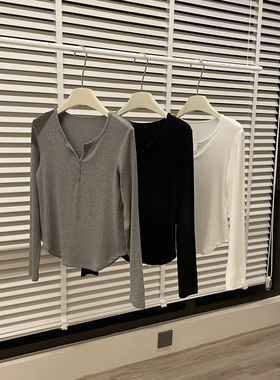 no resource/美式复古小众钉扣设计V领长袖T恤 内搭弹力打底衫