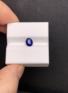 0.89克拉 斯里兰卡天然老烧皇家蓝色蓝宝石（0125）