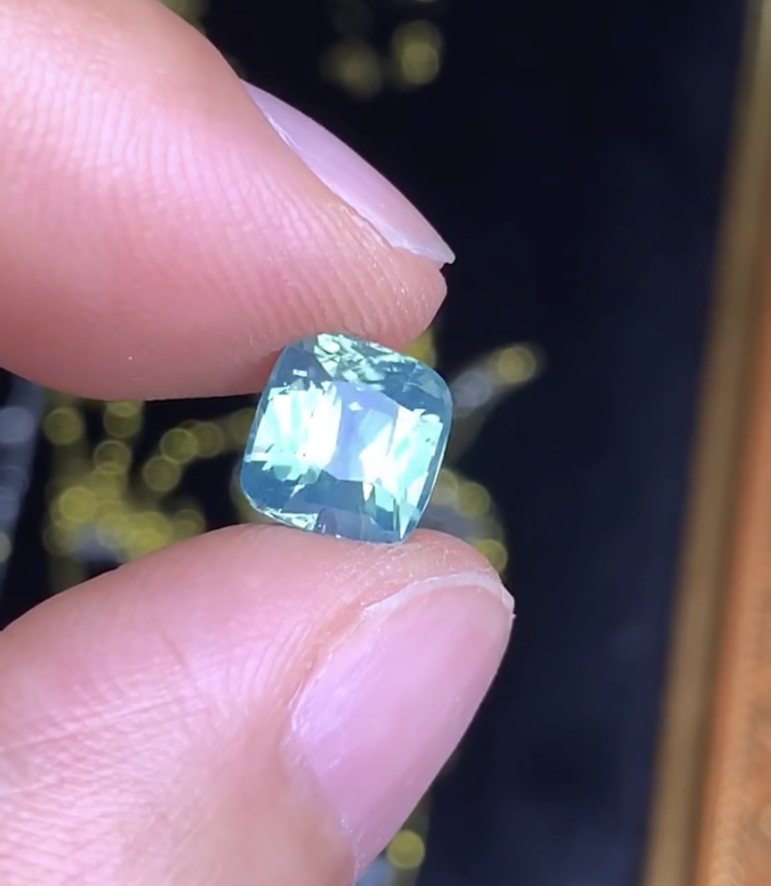 3.02克拉 斯里兰卡天然无烧梦幻莫奈花园色锆石 （1202）