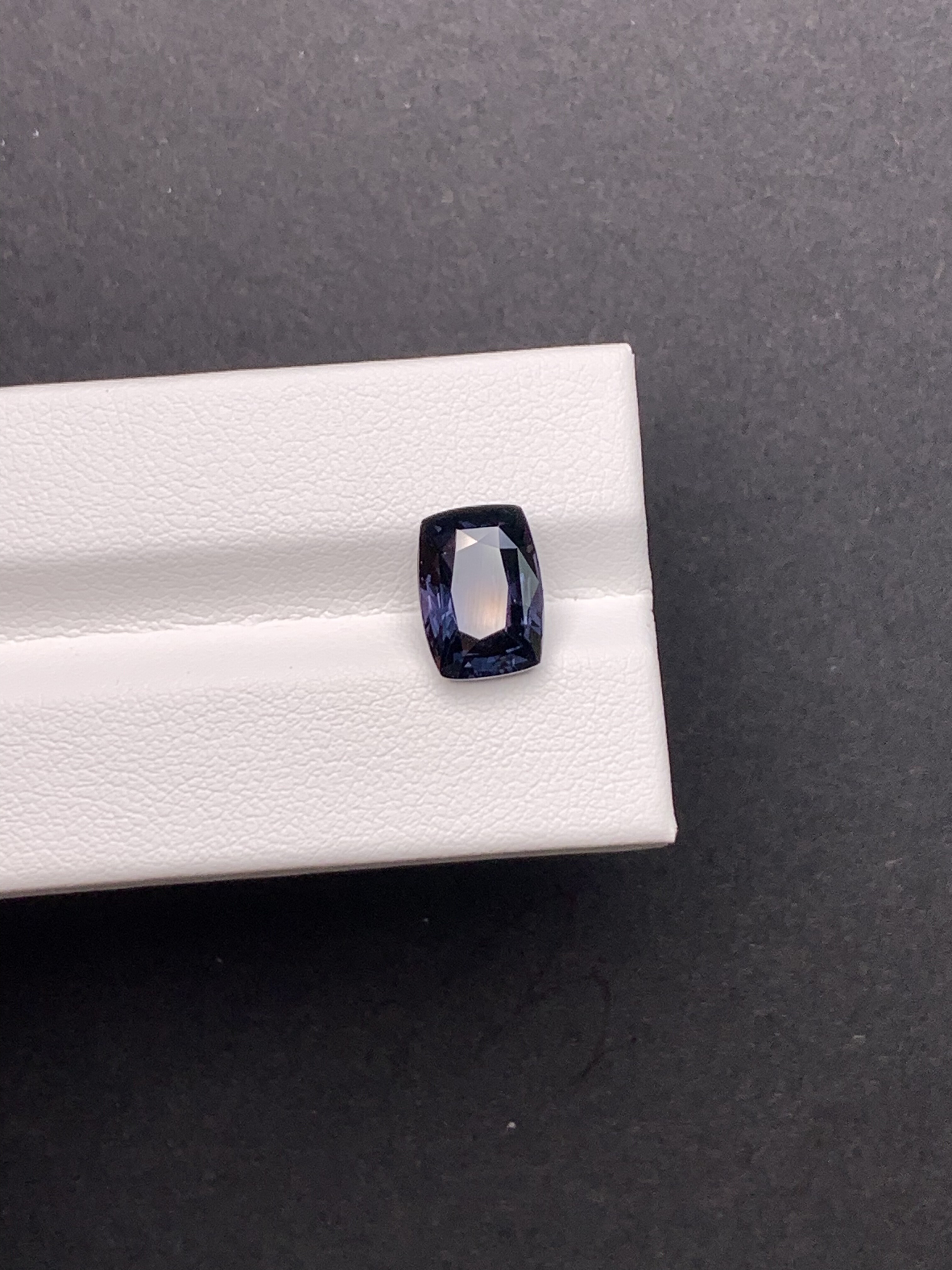 3.72克拉坦桑尼亚天然无烧马亨盖 尖晶石紫蓝色（1111）