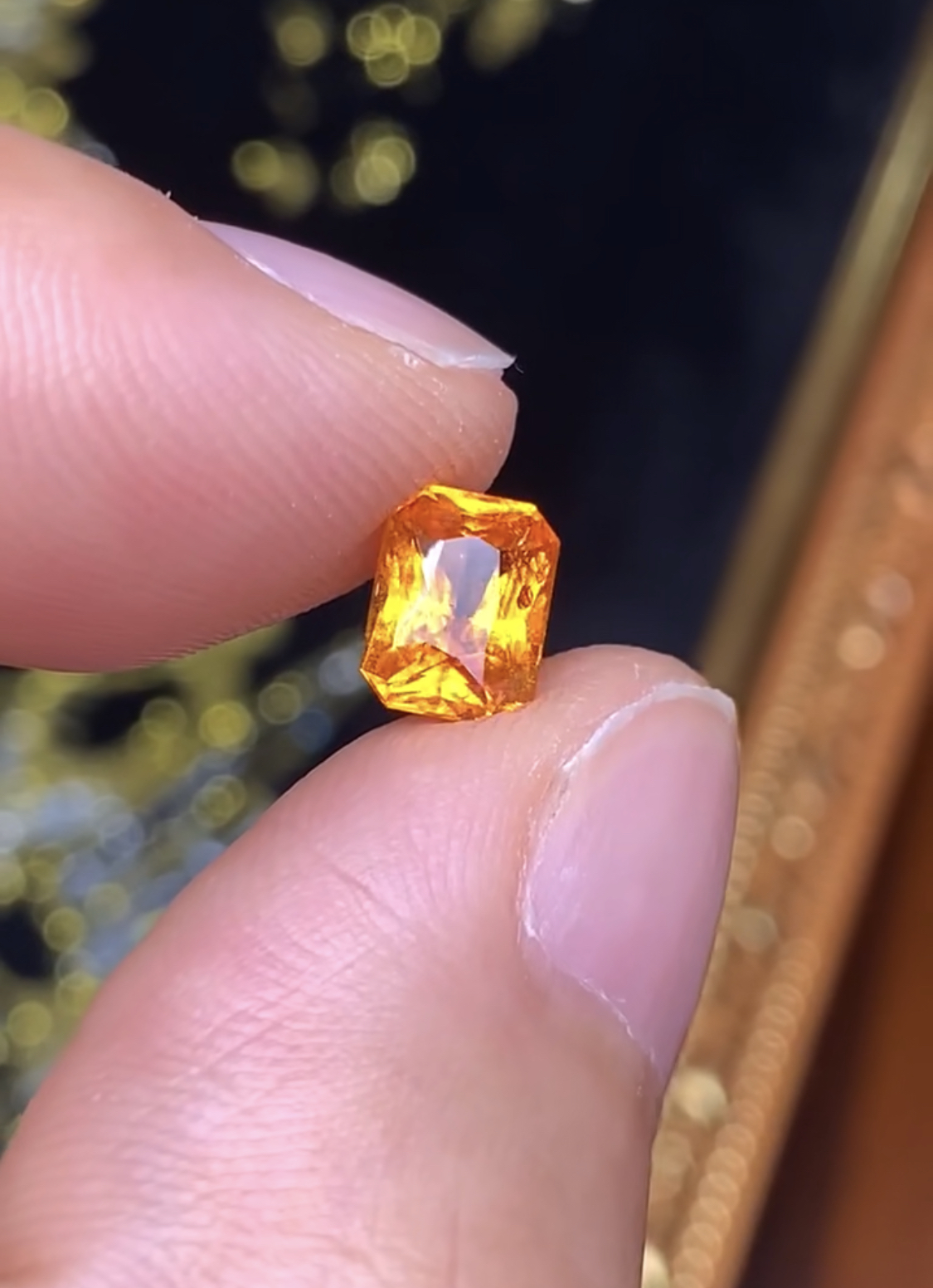 海外矿区捡漏 1.54克拉 坦桑尼亚天然无烧芬达 甜橙色 （1201）