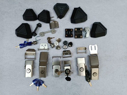 铝合金尾箱快拆配件途者成威底座