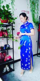 高端私人订制桑蚕丝手绣旗袍