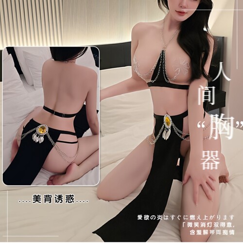 长夜漫漫埃及风镂空挂脖战袍