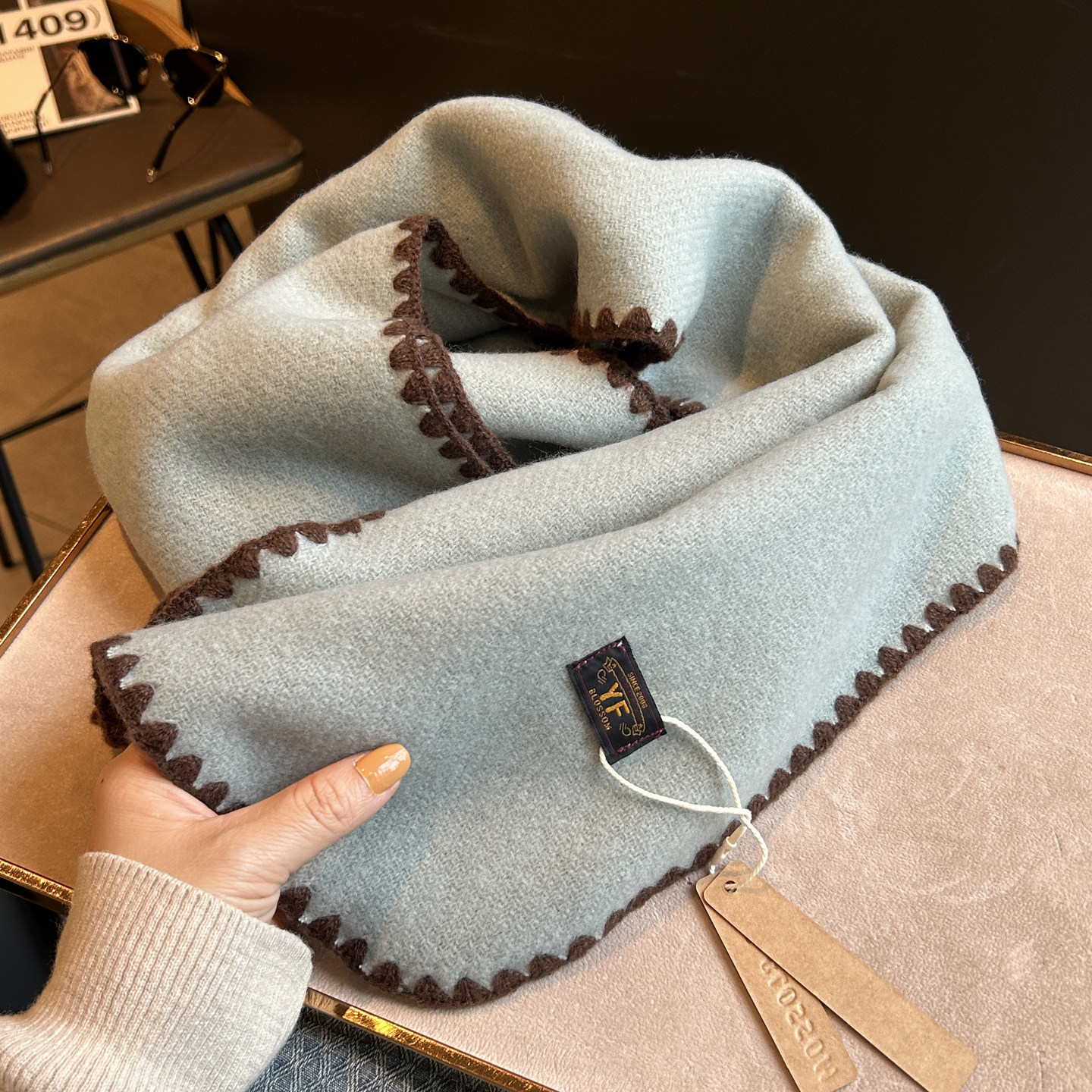 韩系围巾女秋冬季2025咖色边洋气学生围脖包边保暖围脖多功能披肩,服饰配件/皮带/帽子/围巾,围巾/丝巾/披肩,淘宝优惠券,粉丝福利购,淘宝优惠卷