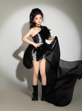 女童黑色甜帅暗夜拖尾纱走秀服
