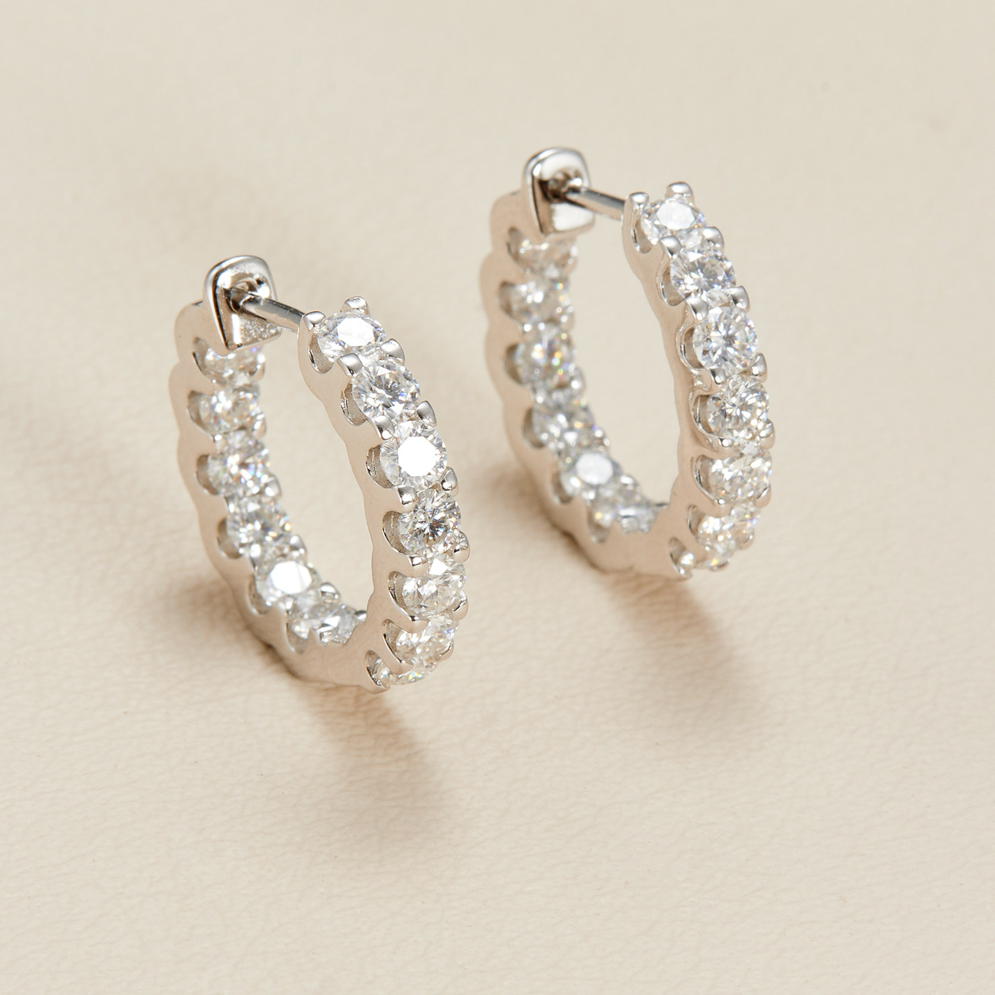 AHCHOO 静奢风通勤满圈莫桑石耳环简约高级小众设计S925银耳扣女,饰品/流行首饰/时尚饰品新,银饰耳饰,淘宝优惠券,粉丝福利购,淘宝优惠卷