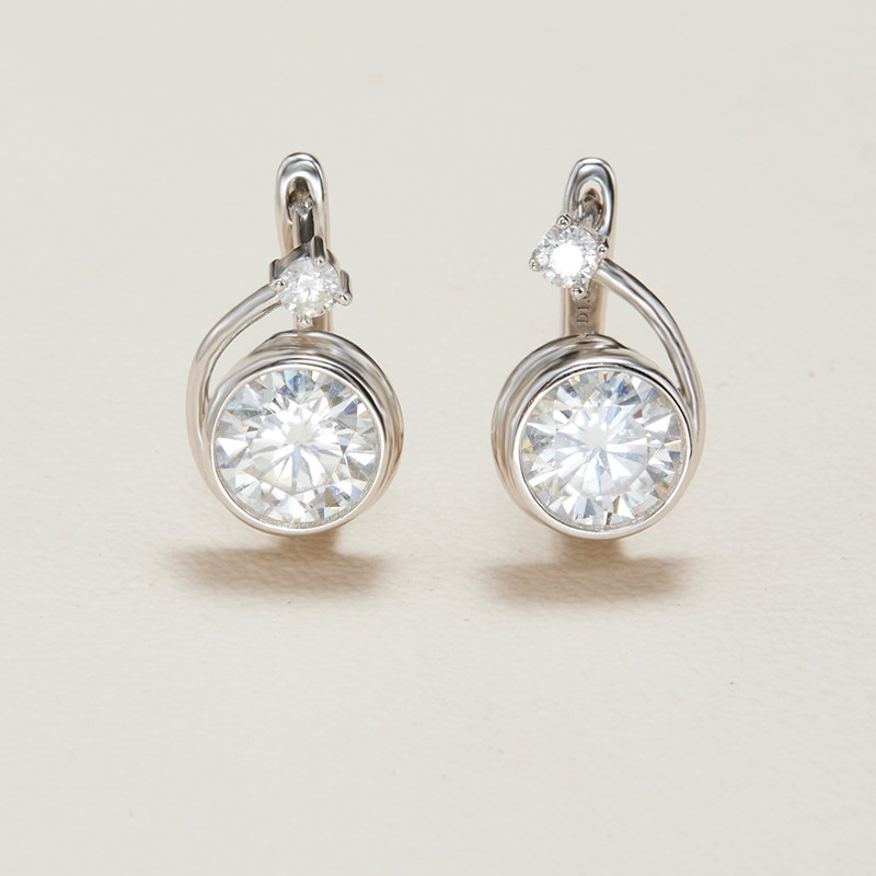 AHCHOO 静奢通勤1克拉莫桑石耳环简约设计高级感S925银音符耳扣女