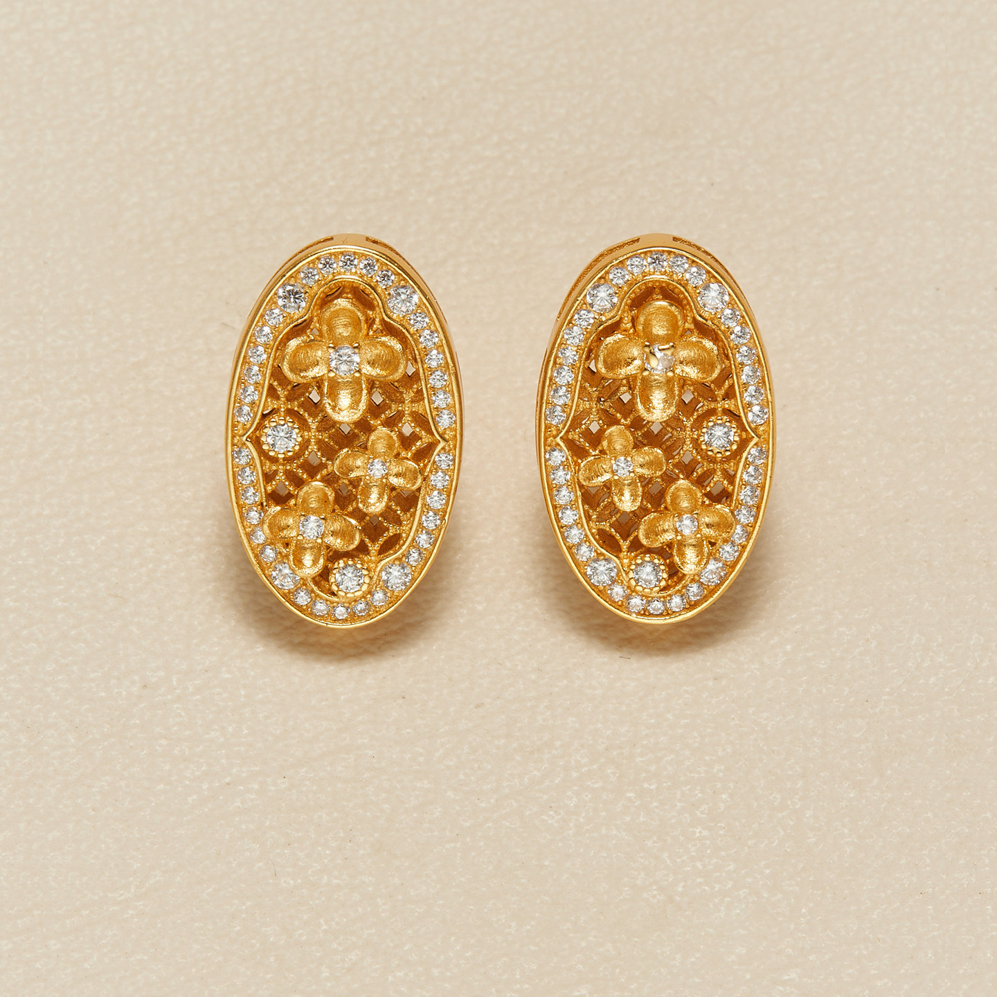 AHCHOO 静奢精工S925银四叶草花朵满圈锆石椭圆耳环镶钻耳钉女