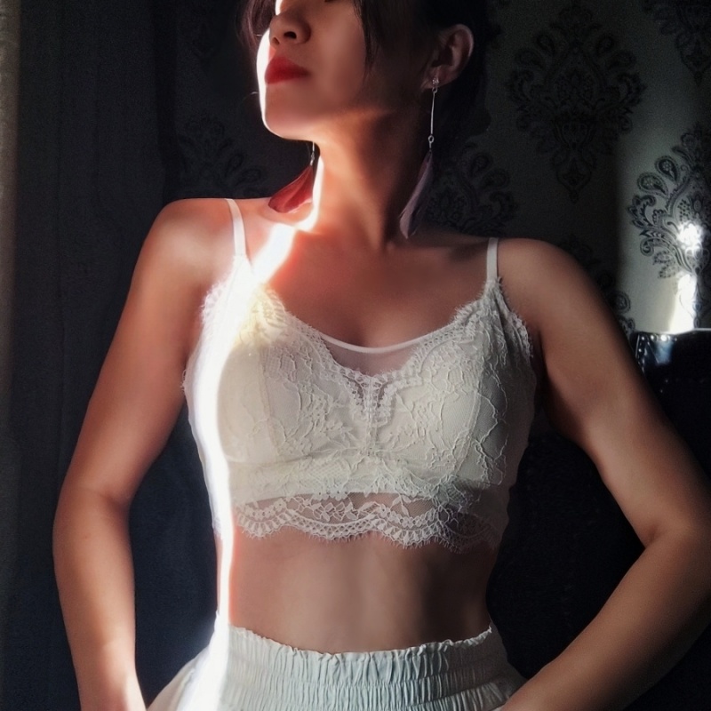 高货超薄舒适背心文胸法式蕾丝美背莫代尔无感防走光抹胸内衣吊带