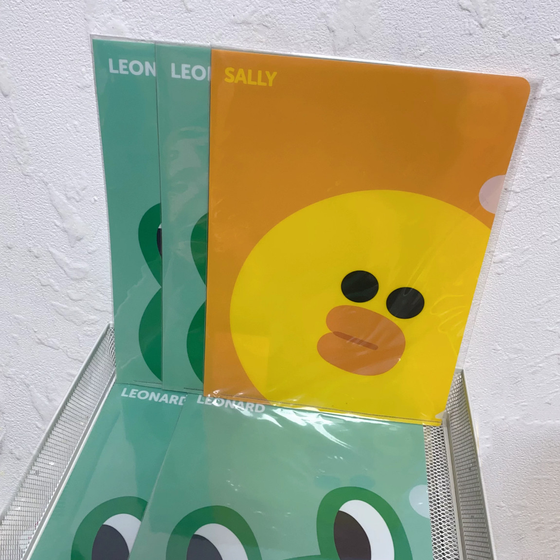 LINE FRIENDS 莎莉鸡蛙里奥卡通PP收纳文件夹,模玩/动漫/周边/娃圈三坑/桌游,动漫水杯/居家/百货,淘宝优惠券,粉丝福利购,淘宝优惠卷