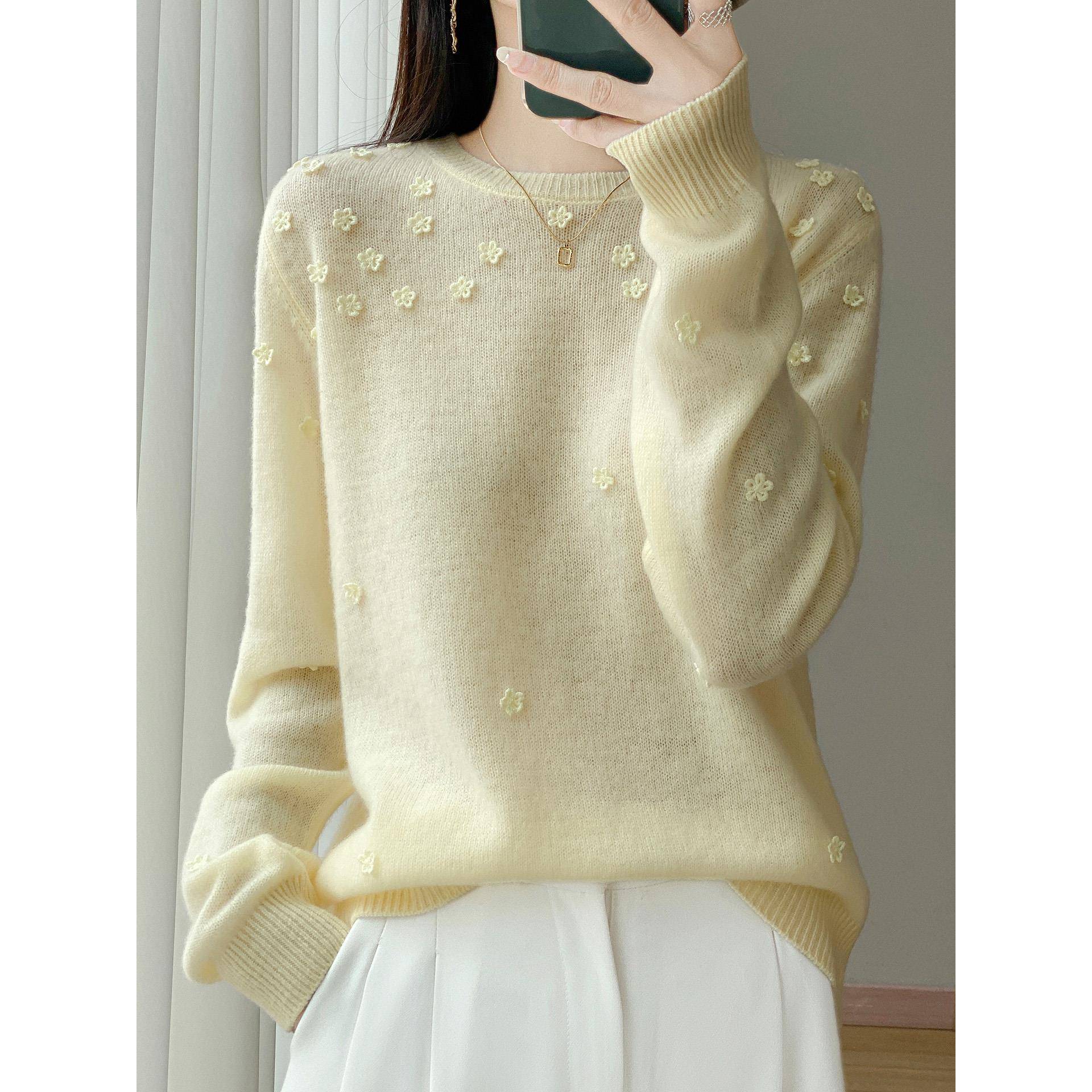 秋冬100%纯羊毛衫女圆领刺绣花朵针织长袖毛衣宽松甜美羊毛衫打底