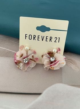 s56时尚日系简约气质百搭花朵唯美个性小花耳钉女小清新淡雅耳饰