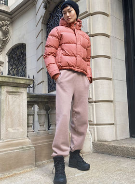 现货Aritzia Tna Super puff鹅绒泡芙羽绒服 时尚纯色