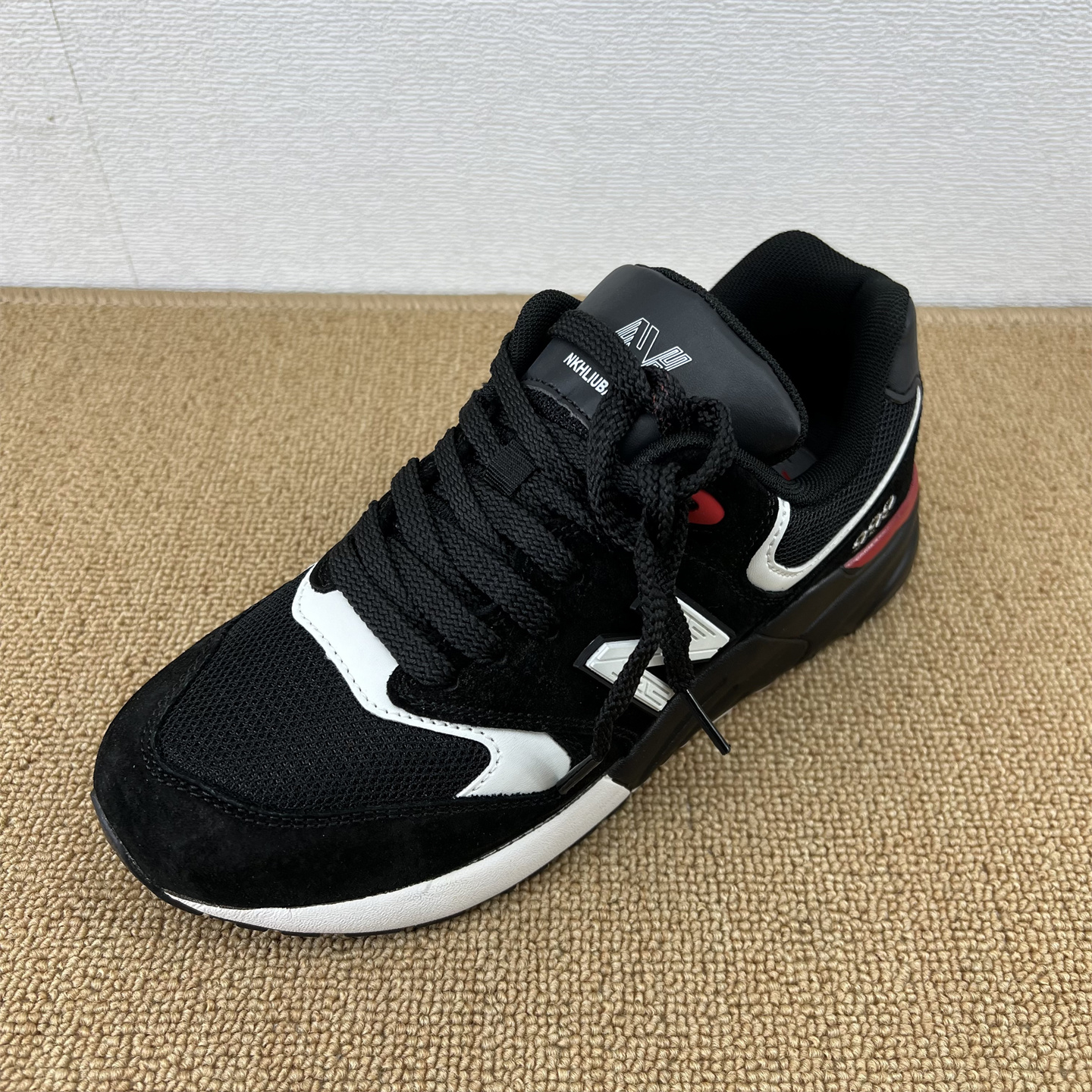 黑色厚底运动鞋男女情侣鞋