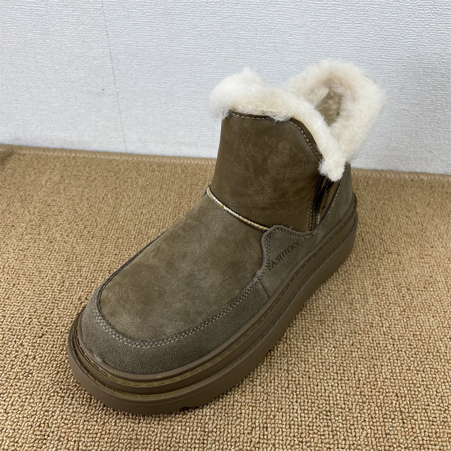 磨砂皮韩版厚底雪地靴女冬季羊毛保暖短靴圆头棉靴百搭纯色厚底潮,女鞋,时尚雪地靴,淘宝优惠券,粉丝福利购,淘宝优惠卷