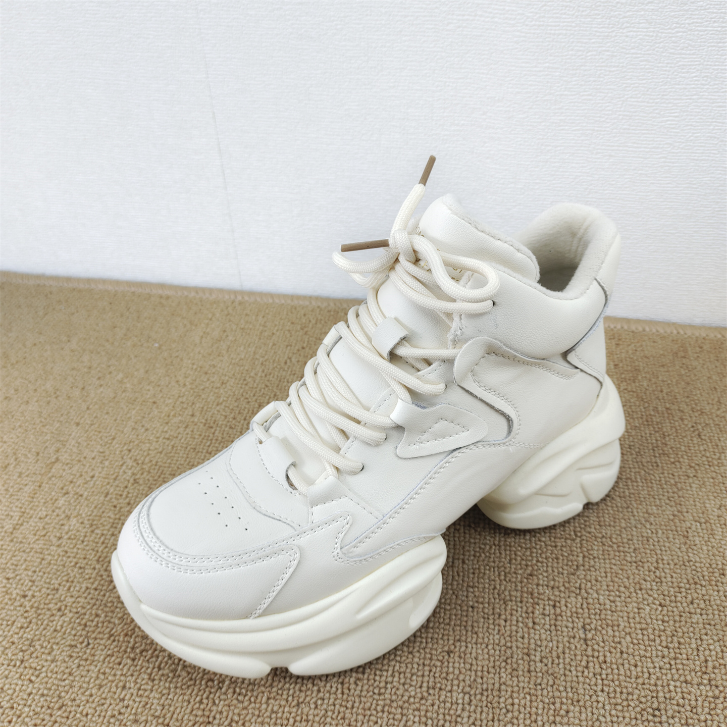 断码处理厚底老爹鞋休闲