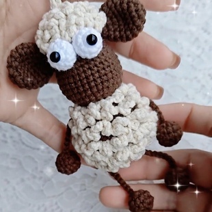 手工毛线钩织小羊肖恩钥匙扣挂件超可爱生肖小羊挂包包编织材料包