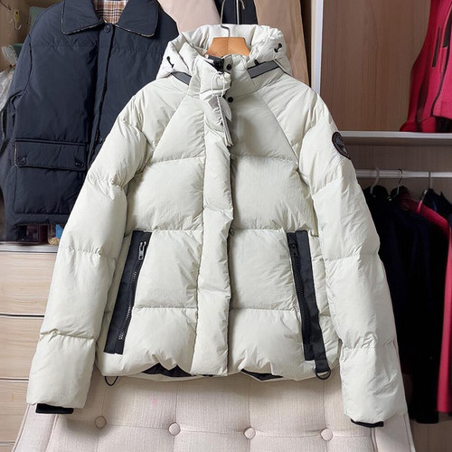 大鹅短款鹅绒服女士-30度羽绒衣