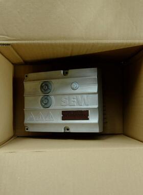议价Sew MM05D-503-00 赛威变频器 18215009 Movimot 0.55KW