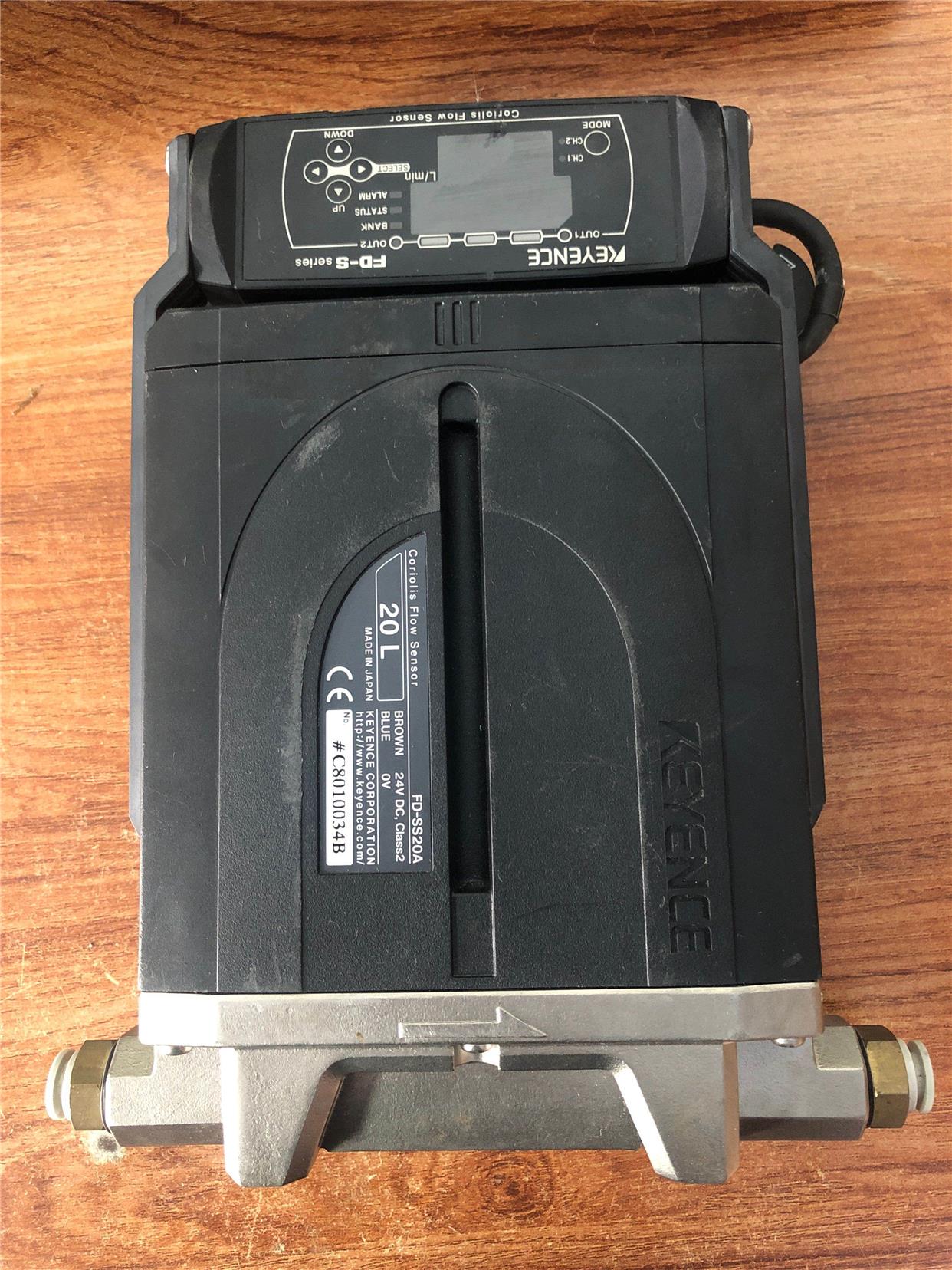 议价机基恩士KEYENCE流量传器FD-SS20A 20L