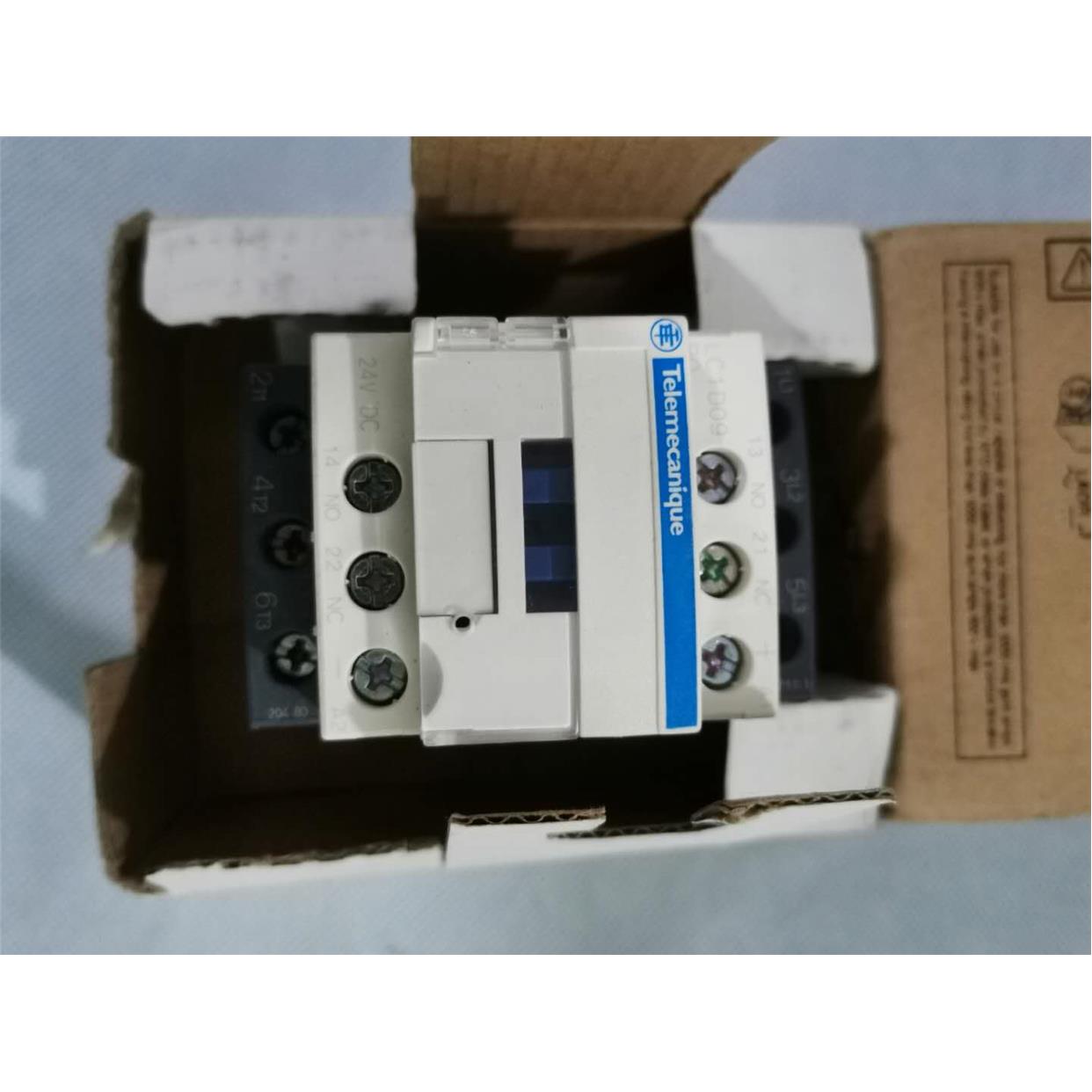 议价 LC1D09BD 接触器