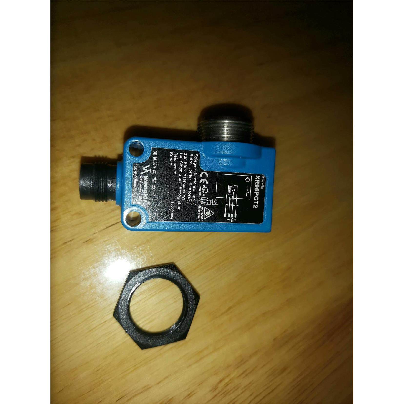 议价XR96PCT2光电开传器，所示