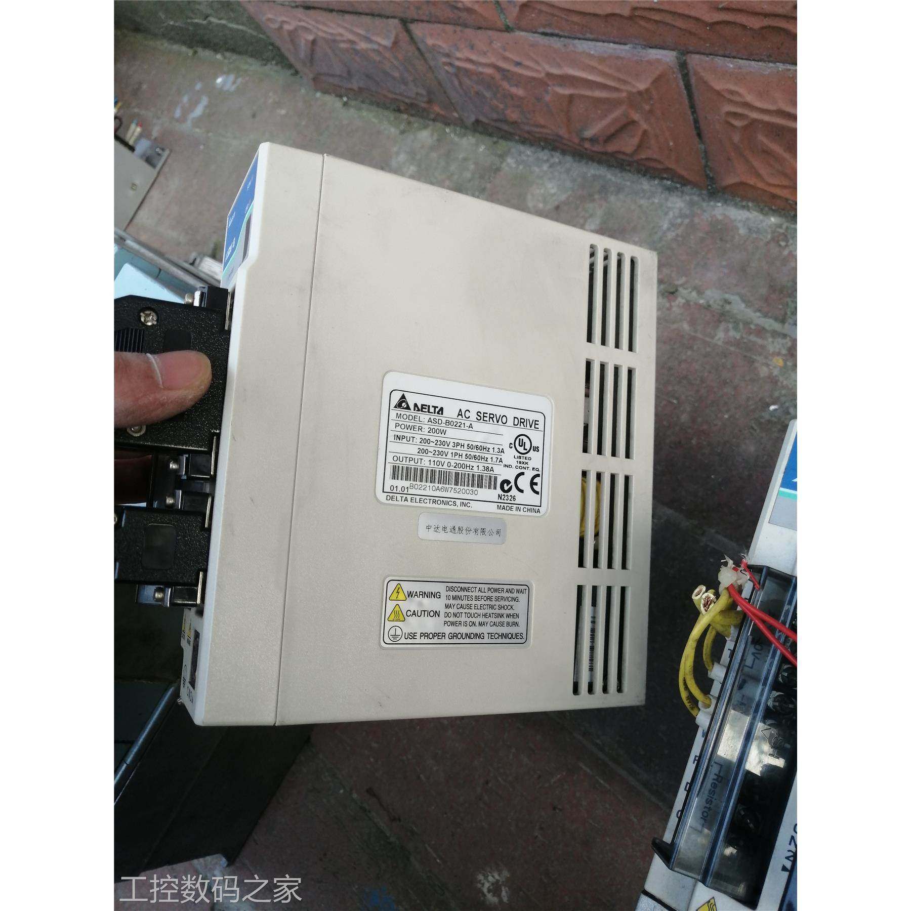 询价SD-B0221-A 伺服驱动器 SD-B0221A-A 200W 拍前A议价议价