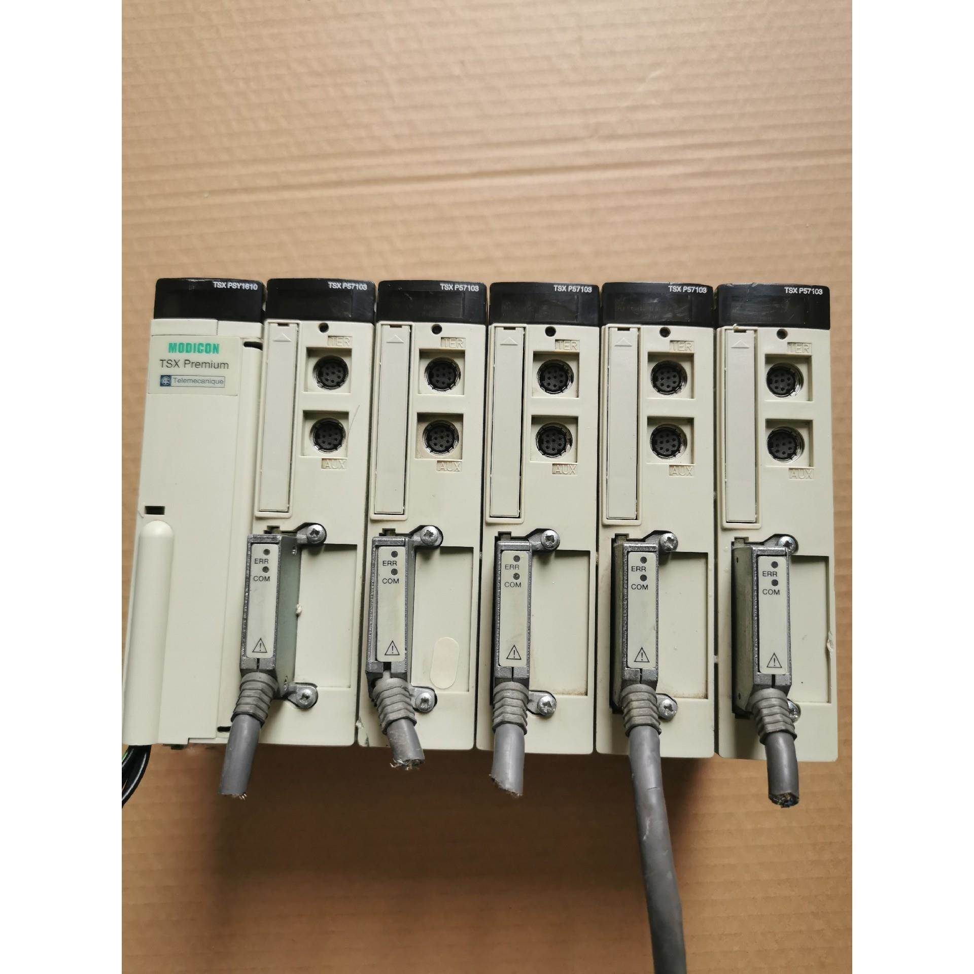 询价施耐德PSLC模块,TSXPY11(一个),6TSX0P57议价