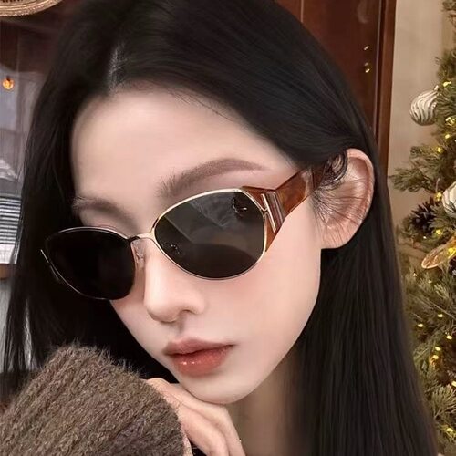 欧美墨镜猫眼女个性街拍太阳眼镜