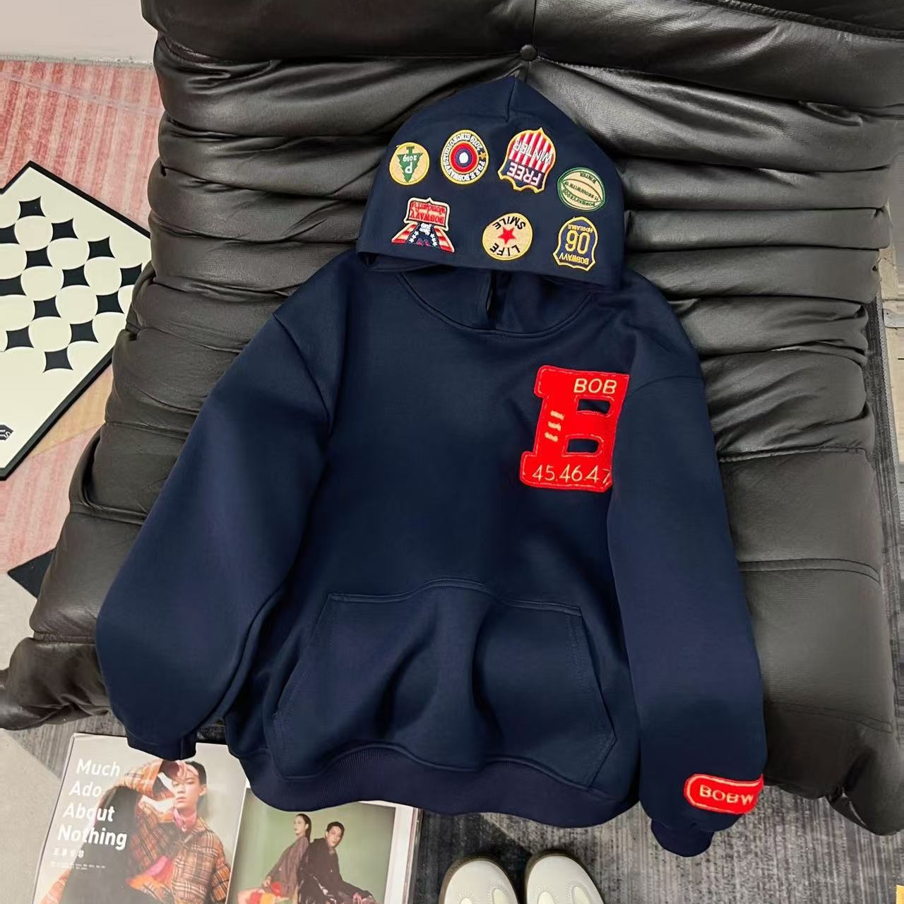 冬季美式复古徽章刺绣套头连帽卫衣秋冬宽松显瘦大码休闲情侣加绒